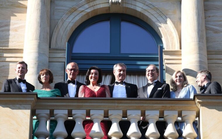 Bayreuther Festspiele celebran 150 años con políticos
