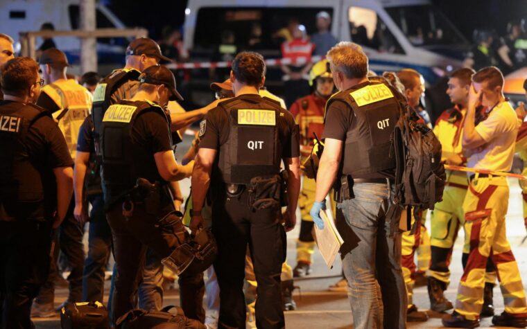 Auto en Berlín atropella a multitud: muertos y heridos
