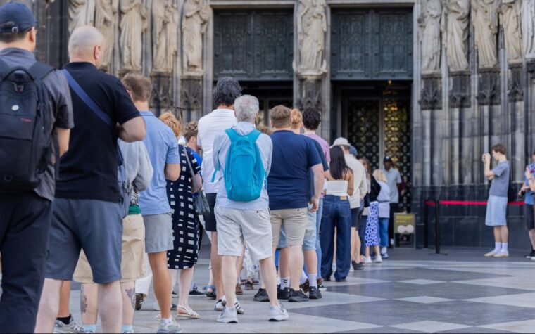 Entrada al Dom de Colonia divide las opiniones de los visitantes