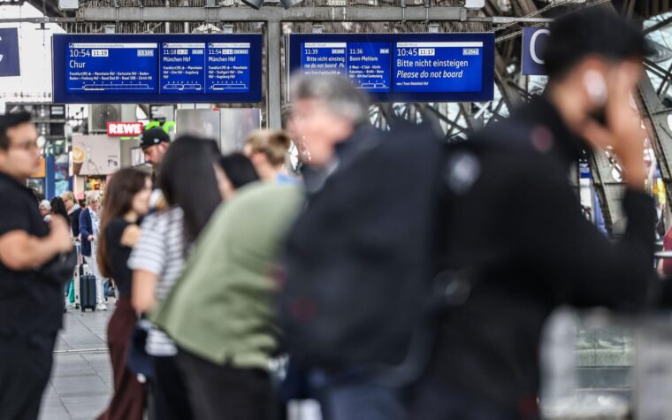 Prohibición de alcohol para reducir la violencia en las estaciones de tren