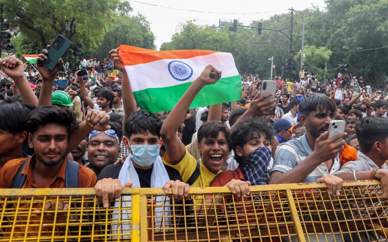 El Ministro de Educación de India renuncia tras las protestas