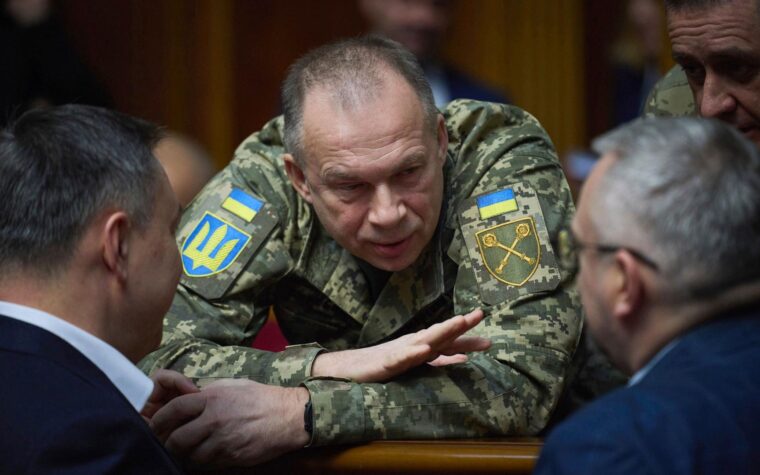 Selenskyj despide al Comandante en Jefe de Ucrania