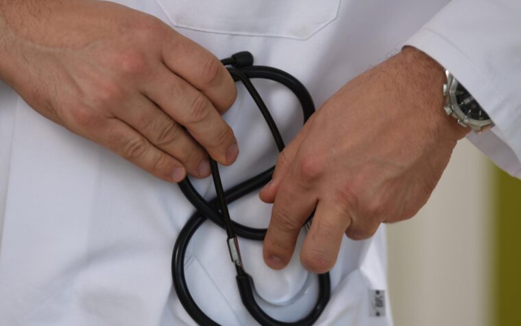 BGH refuerza requisitos para el sello de médicos