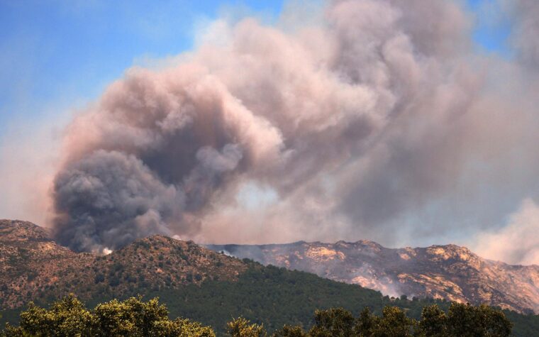Incendios en España forman un gran frente de fuego